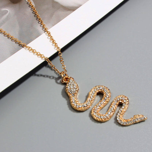 Diamond-Snake-Necklace-luxurious