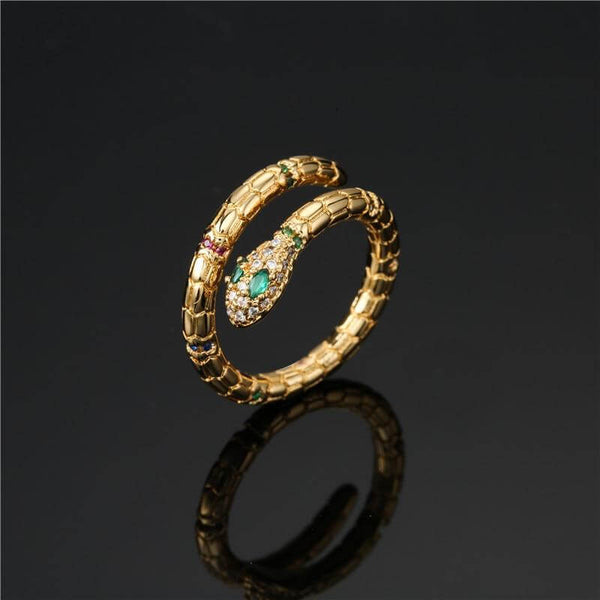 Gold-Snake-Ring-with-Emerald-Eyes-design