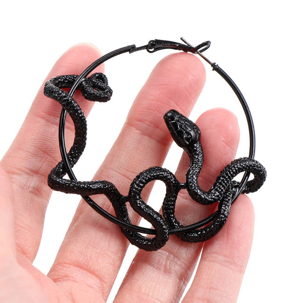 Medusa-Snake-Earrings-fashion