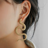Snake-Bite-Earrings-size