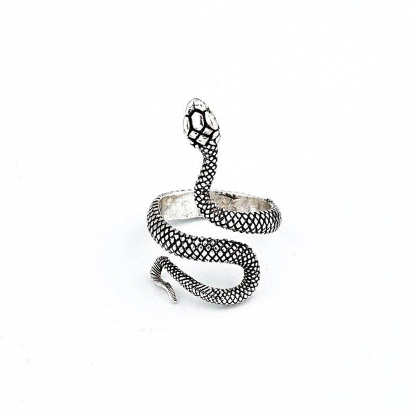 Trendy-Snake-Ring